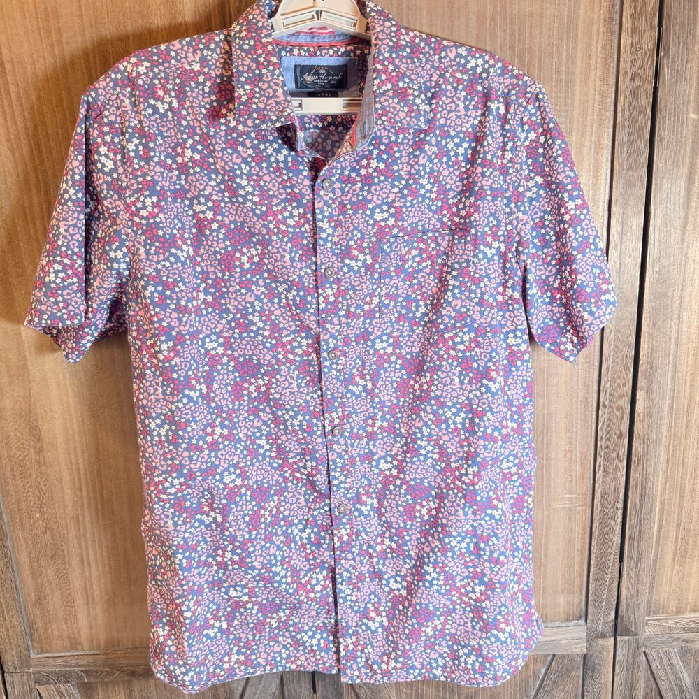 Across The Pond Large Blue Floral Button Front Shirt Men's Short Sleeve Cotton